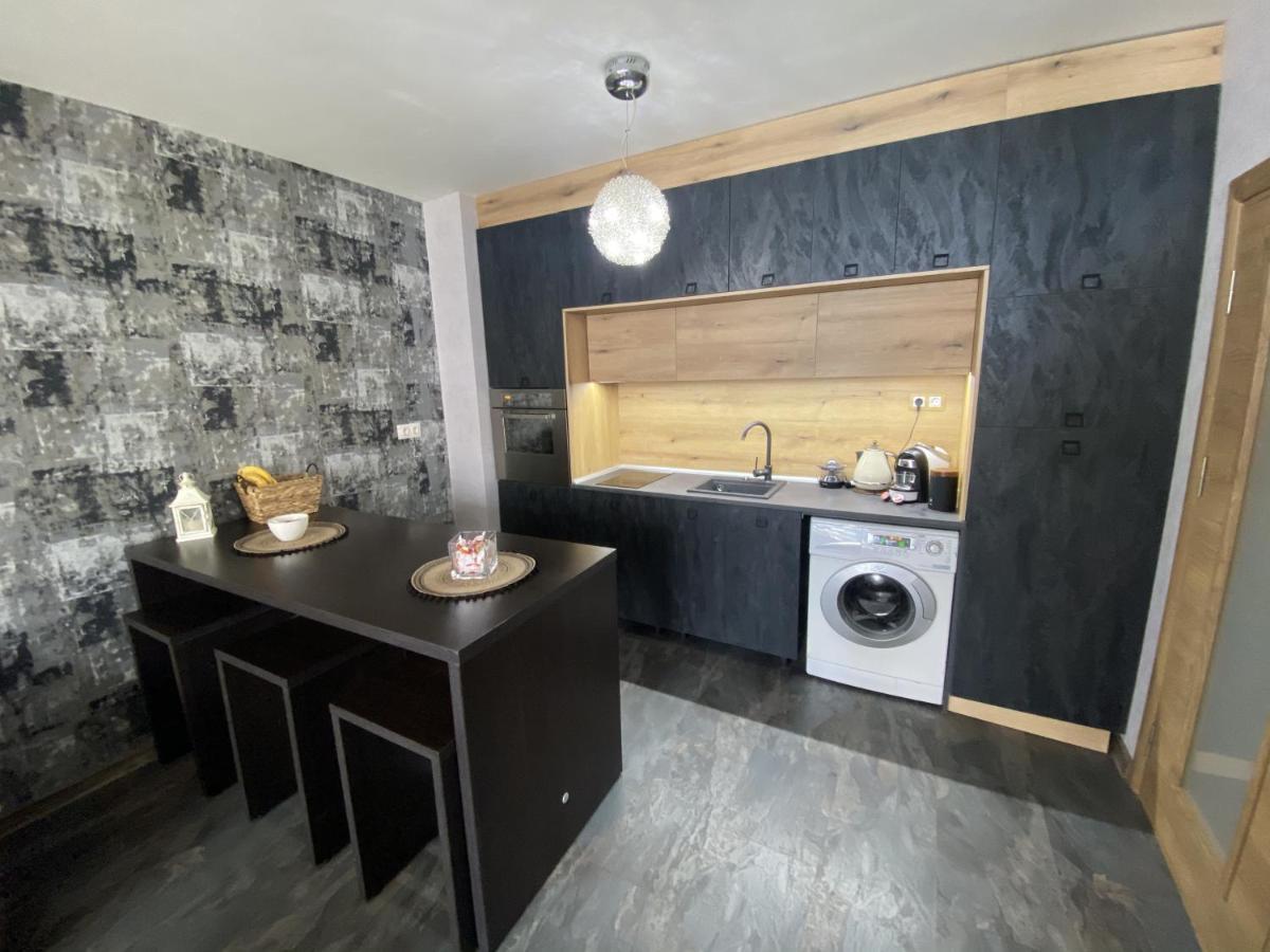 صوفيا Lovely Cozy Apartment المظهر الخارجي الصورة