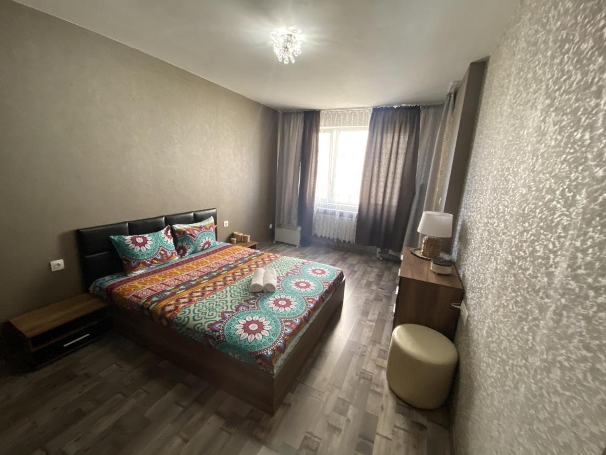 صوفيا Lovely Cozy Apartment المظهر الخارجي الصورة